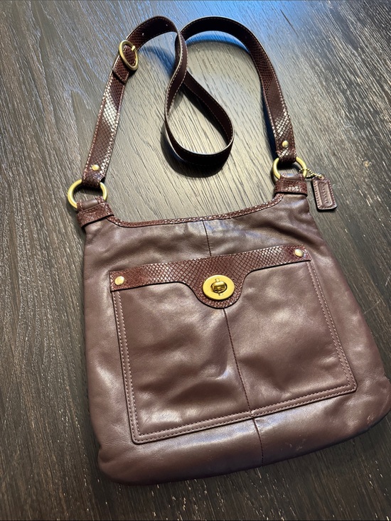 Coach Handbags - Coach Brown Leather Crossbody with Gold Turnlock